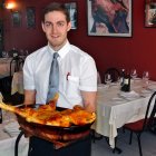 Espectaculares asados en el Restaurante Asador Salamanca, en le paseo del mismo nombre.