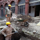 Detalle de las excavaciones que se están llevando a cabo en el claustro del Seminario Mayor. RAMIRO