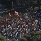 Cientos de personas, el pasado día 27 de junio, en plaza Cataluña, frente a la pantalla gigante para ver el partido de la Eurocopa.