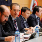 El presidente del CE, Germán Barrios (2i), durante su comparecencia de ayer. R. GARCÍA