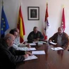 Alba, Gobantes, Valderrey y Alonso, durante el pleno de la entidad