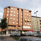 Vivienda de la Avenida de América, en el Barrio de los Judíos de Ponferrada, donde ocurrió el suceso en julio de 2013