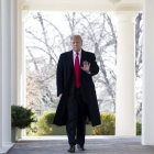 Donald Trump en una de las últimas imágenes captadas llegando a la Casa Blanca. MICHAEL REYNOLDS