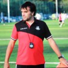 Miguel Ángel Miñambres lleva siete meses enseñando fútbol en una de las academias más prestigiosas de China, la Shenzhen Green. DL