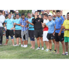 Una treintena de luchadoras y luchadores de la competición sénior, más algunos del local Club San Pelayo que no olvidaron cintos, ofrecieron una fiesta de lucha .