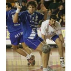 Carou en un enfrentamiento con el Ademar