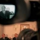 Berlusconi, durante una rueda de prensa en España