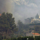 El incendio forestal declarado en la localidad alicantina de La Vall d'Ebo.