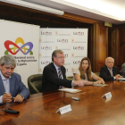 Marín, Silván, Alonso, Rodríguez y Blanco, ayer durante la firma de la adhesión a la Alianza. JESÚS