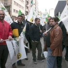 Los agricultores denunciaron la paralización en la tramitación de las ayudas.