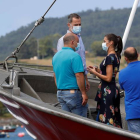 Los reyes Felipe y Letizia visitan las cofradías de pescadores del puerto de Santoña. BALLESTEROS
