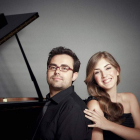 Manuel Tévar y Laura Sierra componen el dúo de piano a cuatro manos Iberian & Klavier. DL