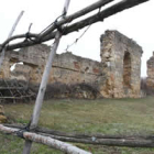 El antiguo monasterio de Eslonza aún conserva parte de los muros exteriores y del claustro.
