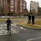Tecnicos europeos analizan la movilidad en la ciudad.