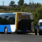 El autobús que ayer se averió en Ferral volvió a provocar la indignación de los usuarios .