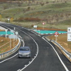 La carretera entre Fabero y Fresnedo recibirá casi dos millones para obras de mejora