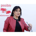 La portavoz del PSOE en la Junta, Ana Sánchez, ayer durante su anuncio. NACHO GALLEGO