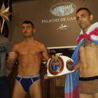 Imagen del pesaje de la pelea que se disputa hoy. DL