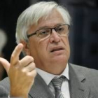 El ministro Clos presentó la campaña para reducir el consumo