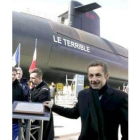 El presidente galo en la presentación de un nuevo submarino nuclear