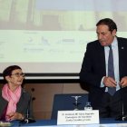 Antonio María Sáez Aguado junto a la presidenta de la Fundación SED, Sonia Gaztambide. RUBÉN CACHO