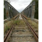 Paso del antiguo ferrocarril Vía de la Plata por Cebrones del Río