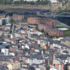 La ciudad cuenta con un importante número de viviendas y locales en venta y alquiler