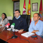 Vila, Álvarez y García en la rueda de prensa de este viernes.