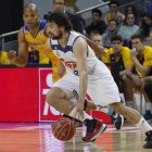 Los 28 puntos de Llull (en la foto junto a Báez) no bastaron. CAMPOS