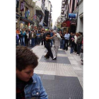 Argentina. Buenos Aires. El tango se vive en la calle, como en esta céntrica, peatonal y conocida: F