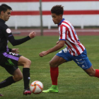 El equipo berciano gozó de varias ocasiones de gol. L. DE LA MATA