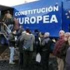 Autobús informativo sobre el nuevo texto constitucional