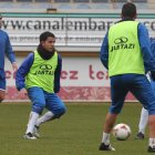 Los jugadores de la Cultural preparan el partido de mañana frente al Almazán.