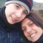 Aaron y su madre, Susana Martín