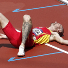 Mullera, en el suelo tras correr su serie en los 3.000 obstáculos.