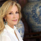 Carmen Lomana