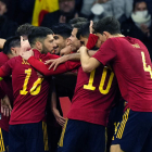 La selección española de fútbol logró imponerse a Albania en la recta final del partido gracias a un gol de Dani Olmo. ENRIC FONTCUBERTA