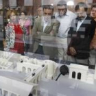 Las autoridades escuchan las explicaciones