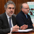 Los concejales Fernando Álvarez y Emilio Cubelos.