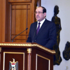 El primer ministro de Irak, Nuri al Maliki, comparece ante la prensa.