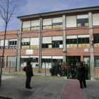 Las mejoras en el colegio de Flores incluirán la fachada y el cambio de las ventanas de hierro