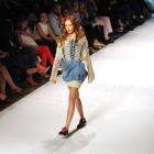 Desfile de María Lafuente en la jornada inaugural de ayer en Burgos