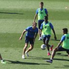Los blanquiazules se presentan ante su afición en el partido ante el Real Oviedo. L. DE LA MATA