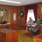 Sesión plenaria celebrada ayer en el Ayuntamiento de Riaño en la que se habló de la residencia de an