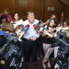 El alcalde de León, Antonio Silván, en su comparecencia hoy en el Ayuntamiento de León.