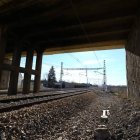 Los daños en el pilar del puente de Trobajo del Cerecedo se arreglarán esta semana.