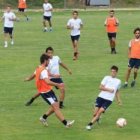 El filial llevó a cabo su primer entrenamiento en Compostilla.