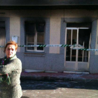 Fachada de la vivienda en la que se produjo el incendio.