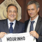 Florentino Pérez y Jose Mourinho, en una imagen del 31 de mayo del 2010, el día en qué firmó como entrenador.
