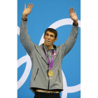 Phelps celebra uno de los cuatro oros que logró en Londres.